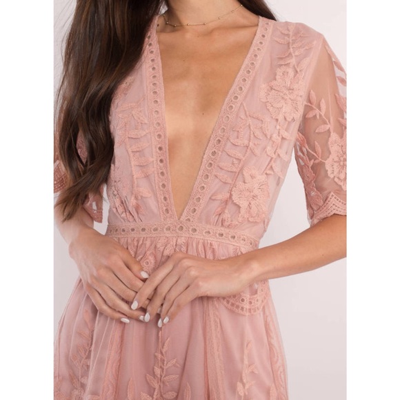 LAST 1️⃣ ✨HOST PICK ✨Acacia Lace Romper - Picture 2 of 8